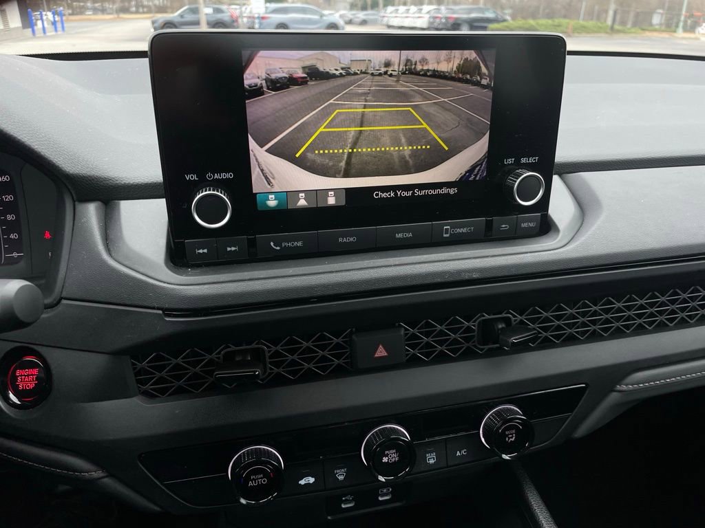 Certified 2025 Honda Accord LX image 17