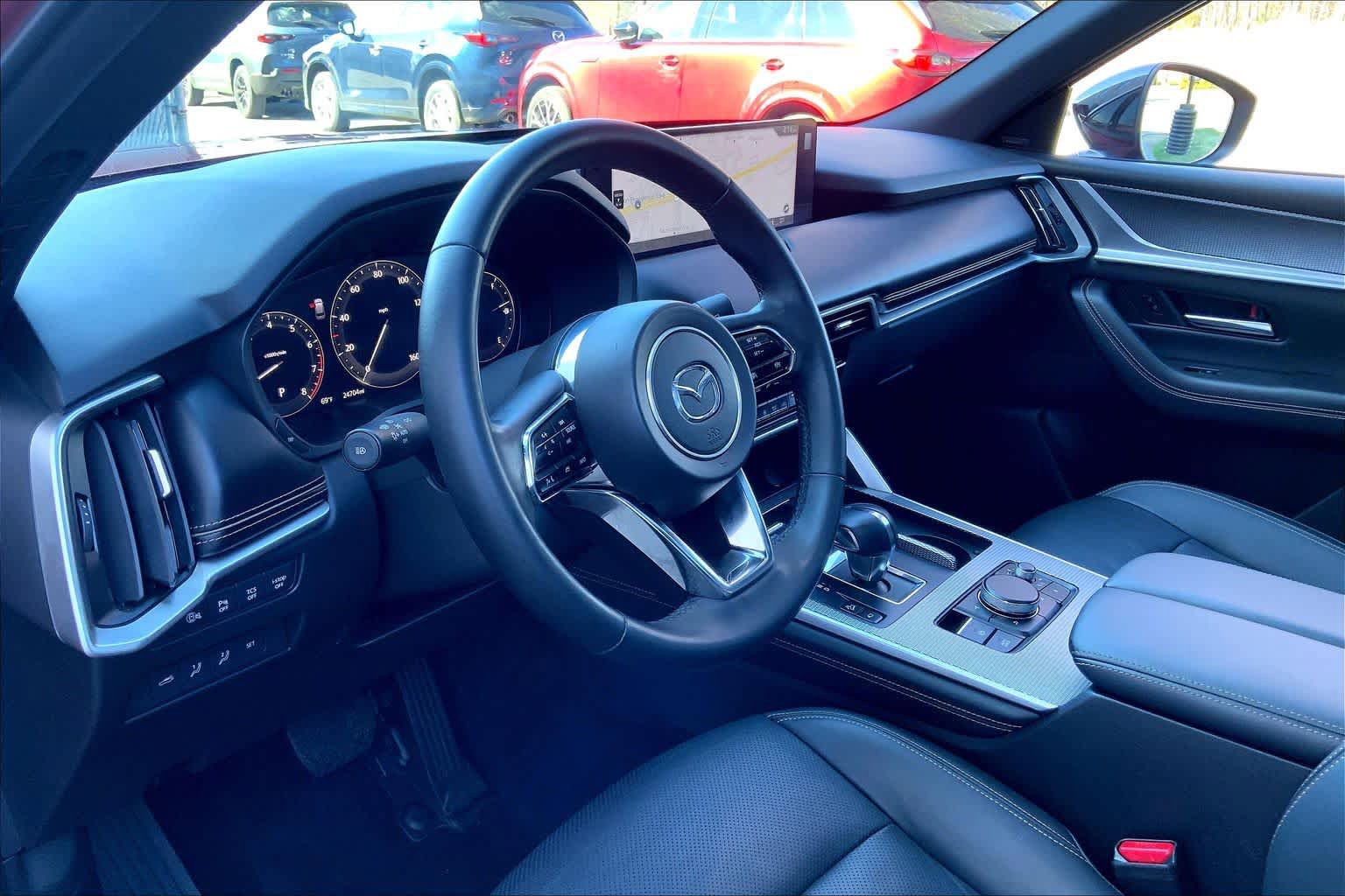 Certified 2025 MAZDA CX-70 3.3 Turbo S w/ Premium Package AWD/4WD image 18