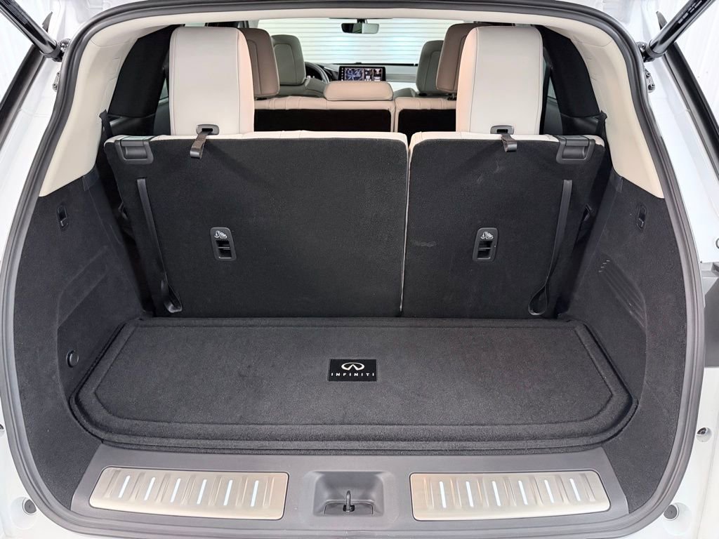 Certified 2026 INFINITI QX60 Luxe w/ Cargo Package image 32