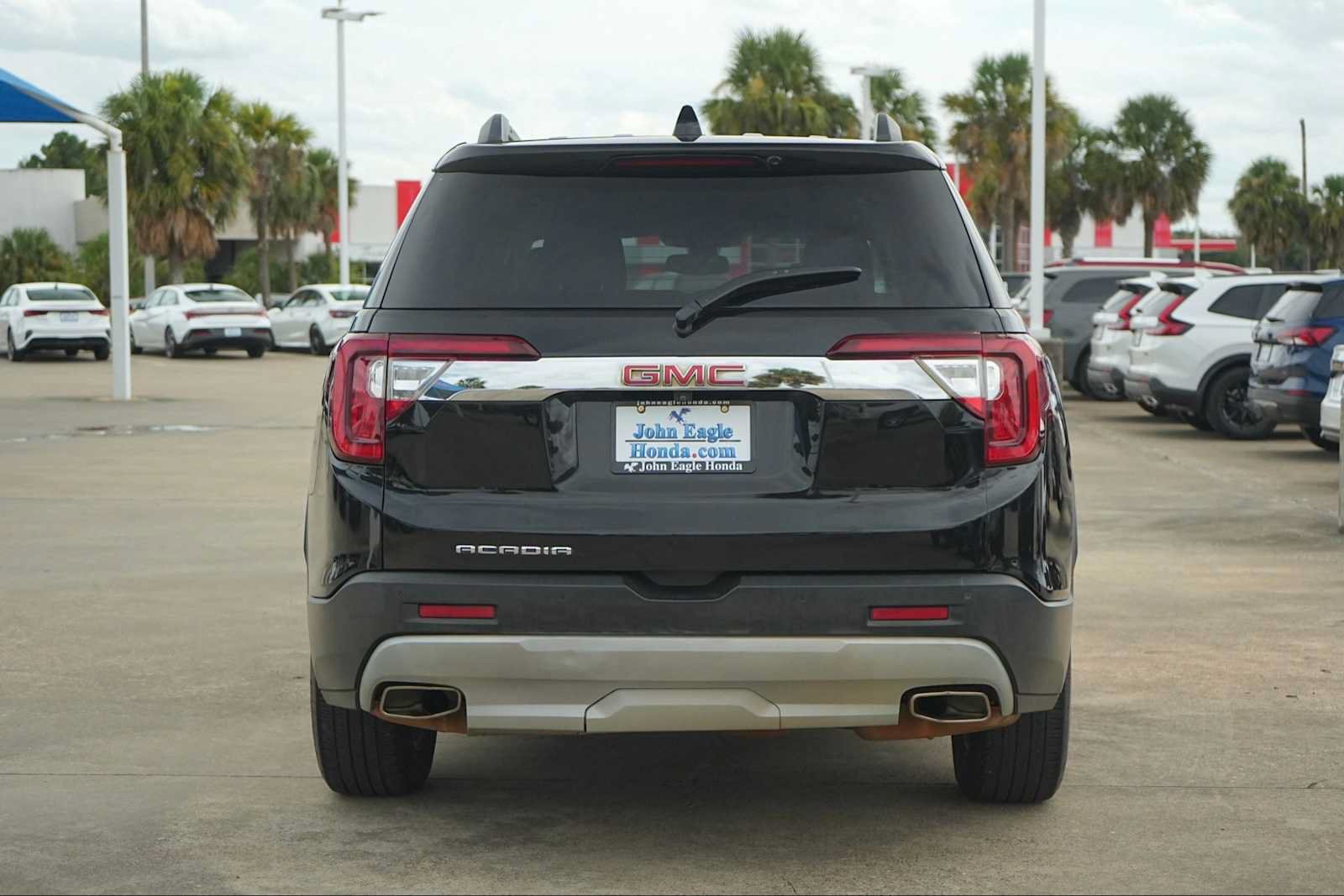 Used 2023 GMC Acadia SLT FWD image 5
