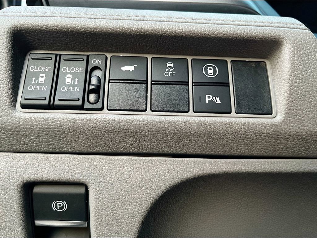 Used 2024 Honda Odyssey Touring image 10