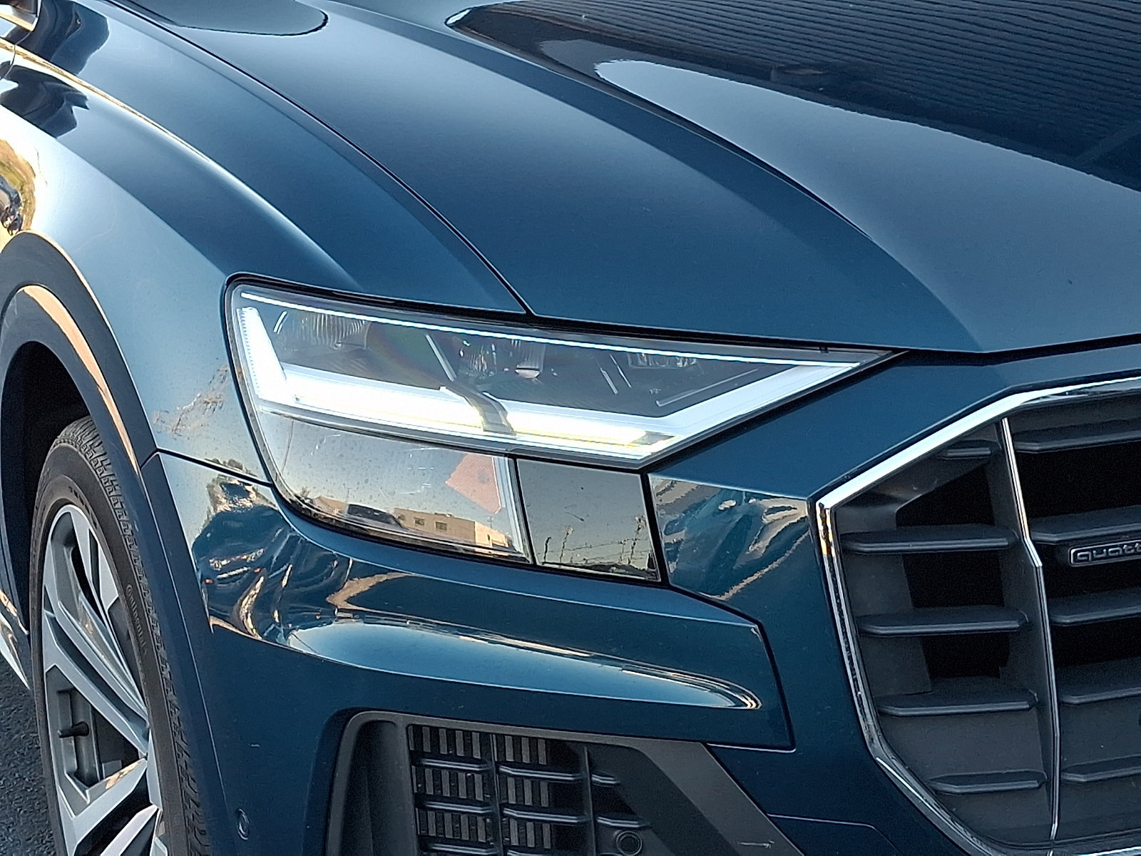 Used 2019 Audi Q8 Premium Plus w/ Premium Plus AWD/4WD image 11