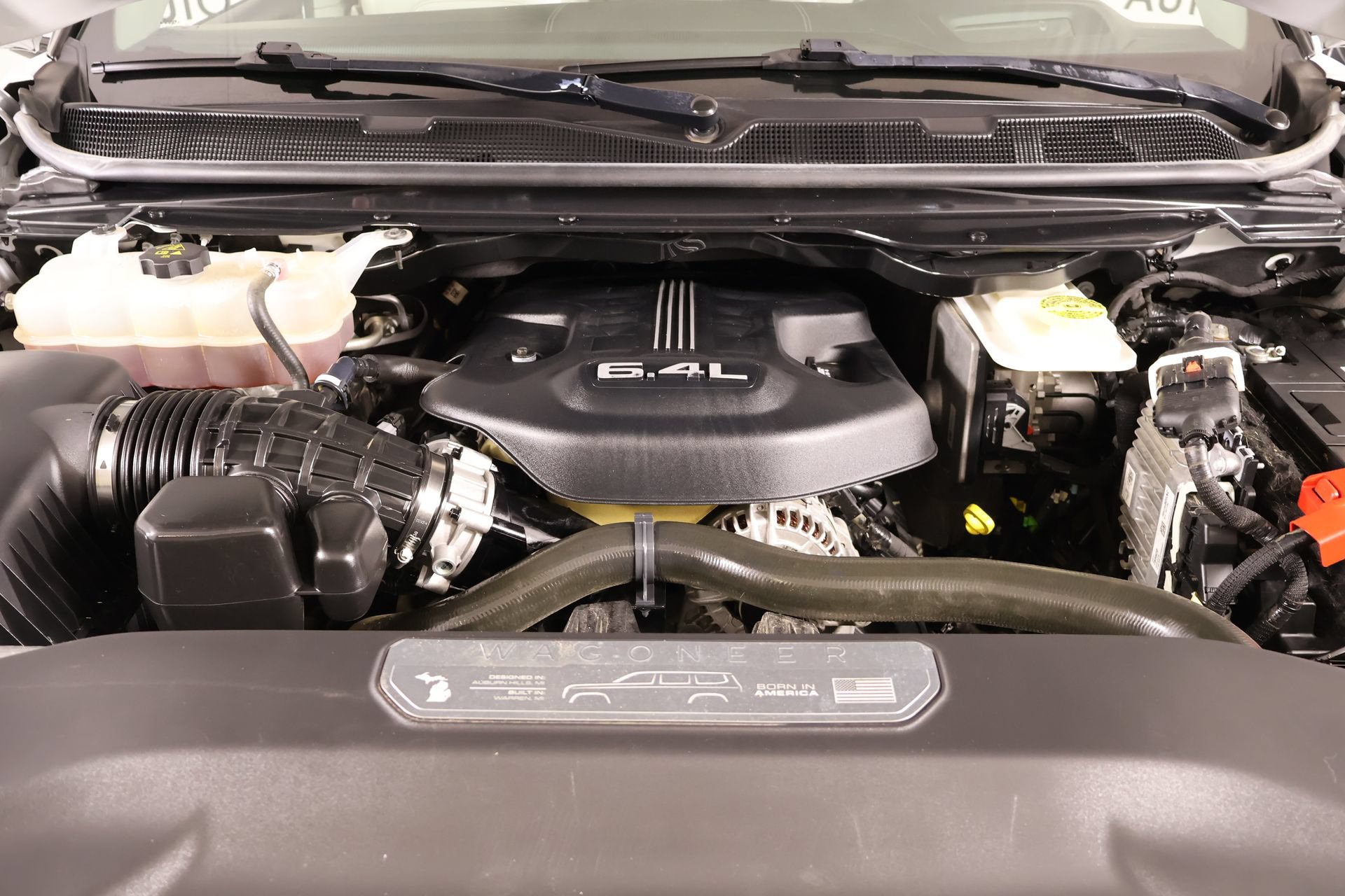 Used 2023 Jeep Grand Wagoneer 4WD w/ Convenience Group III image 22