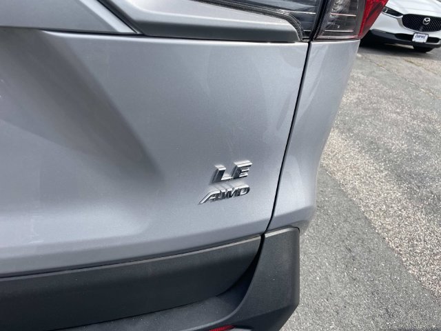 Used 2023 Toyota RAV4 LE AWD/4WD image 7