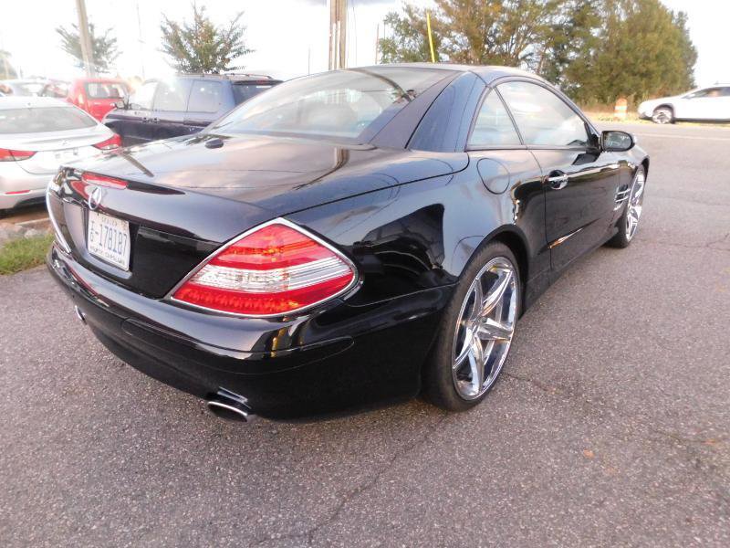 Used 2007 Mercedes-Benz SL 550 image 6