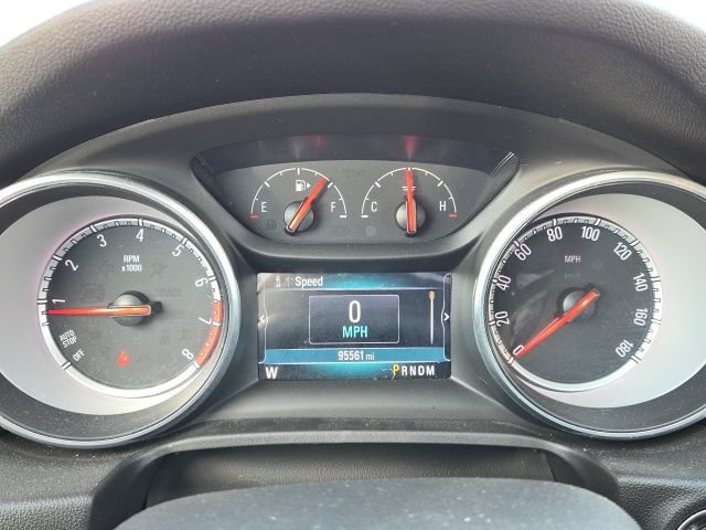 Used 2018 Buick Regal Essence w/ Driver Confidence Package #1 AWD/4WD image 9
