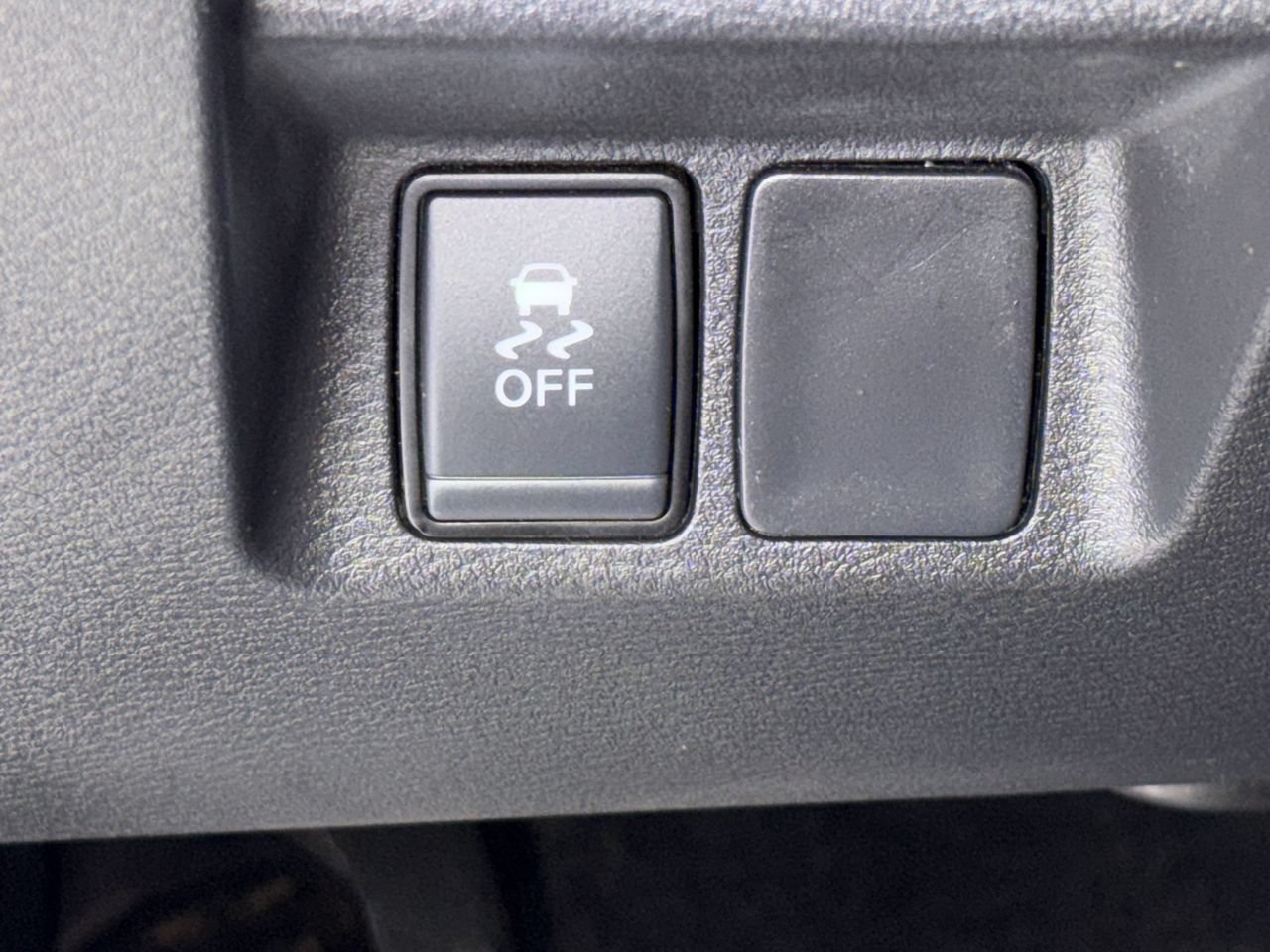 Used 2024 Nissan Frontier Pro-X w/ Pro Convenience Package RWD image 15