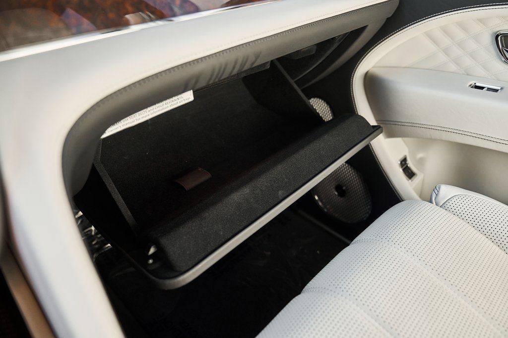 Used 2023 Bentley Bentayga Extended Wheelbase AWD/4WD image 84