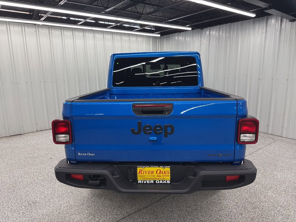 New 2026 Jeep Gladiator Sport image 6