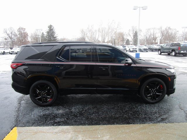 Certified 2023 Chevrolet Traverse Premier w/ Redline Edition image 5