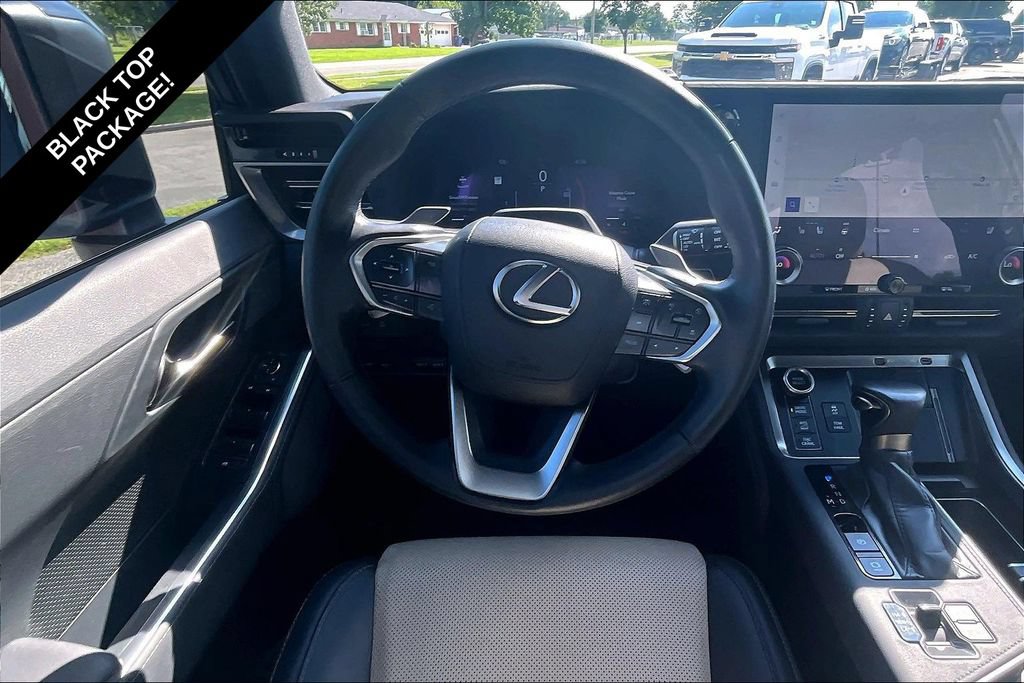 Used 2025 Lexus GX 550 AWD/4WD image 5