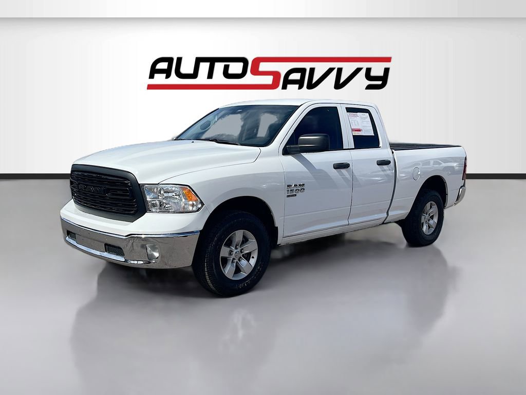 Used 2022 RAM 1500 Classic SLT AWD/4WD image 3