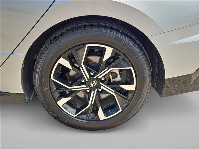 Used 2024 Hyundai Sonata SEL FWD image 21