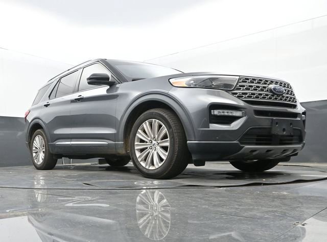 Used 2022 Ford Explorer Limited w/ Equipment Group 301A RWD image 9