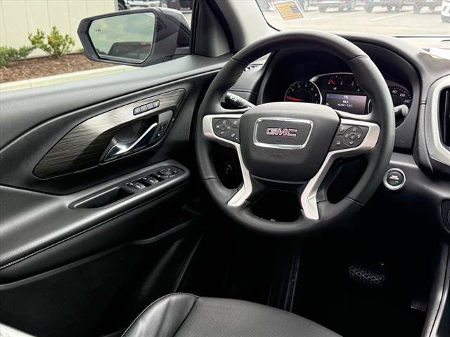 Used 2023 GMC Terrain SLT w/ Elevation Edition FWD image 10