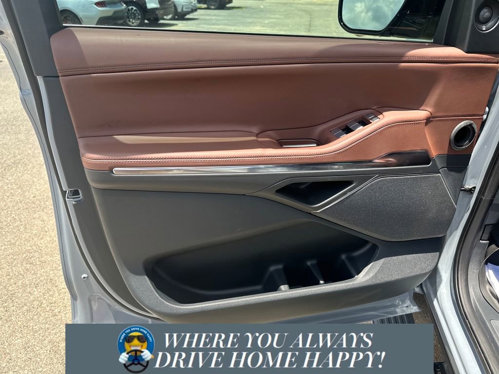 New 2025 Lincoln Navigator Reserve image 10