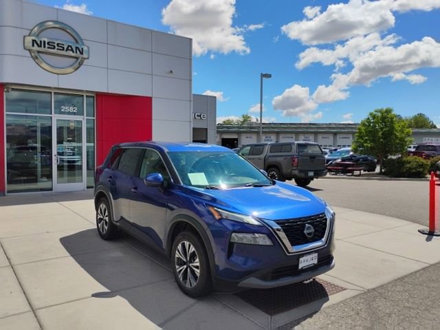 Used 2023 Nissan Rogue SV AWD/4WD image 3