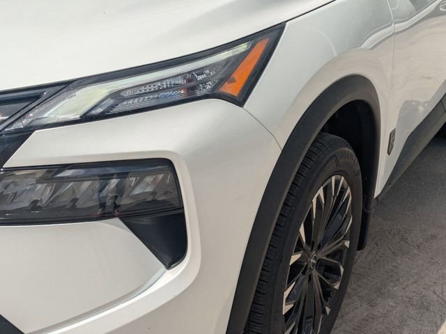 New 2026 Nissan Rogue SV image 9