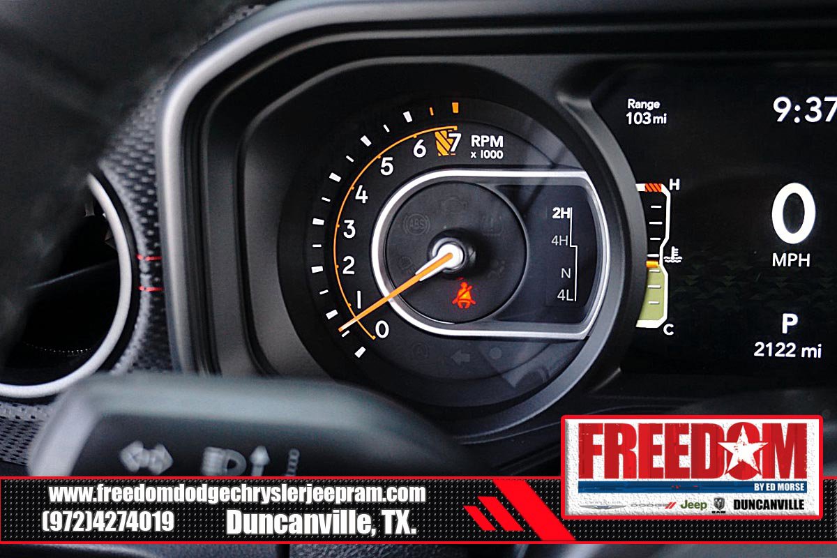 Certified 2025 Jeep Gladiator Rubicon w/ Convenience Group AWD/4WD image 29