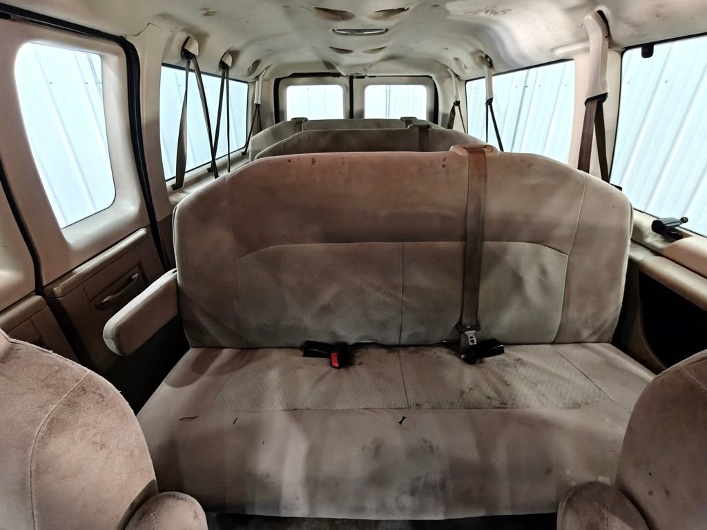 Used 2012 Ford E-350 and Econoline 350 XLT RWD image 16