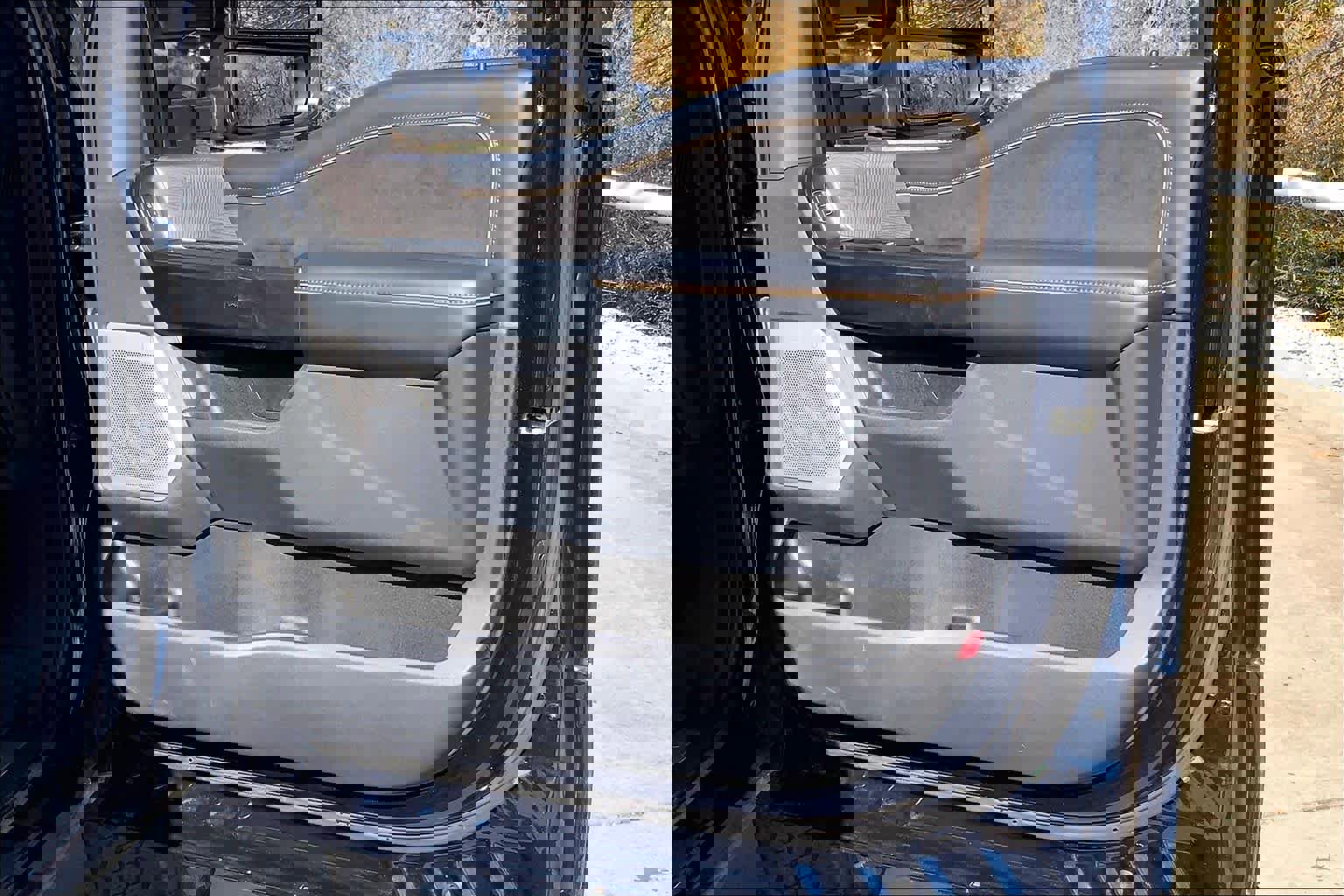 Used 2023 Ford F350 Platinum image 22