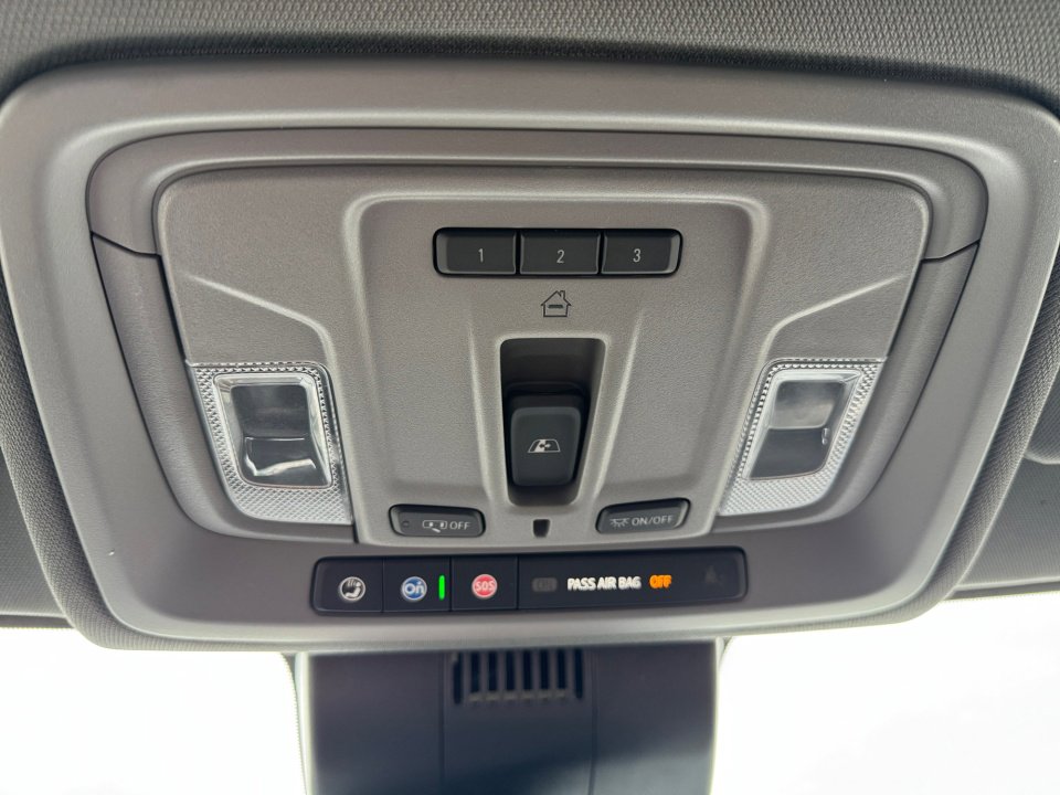 Certified 2025 GMC Sierra 1500 Denali AWD/4WD image 25