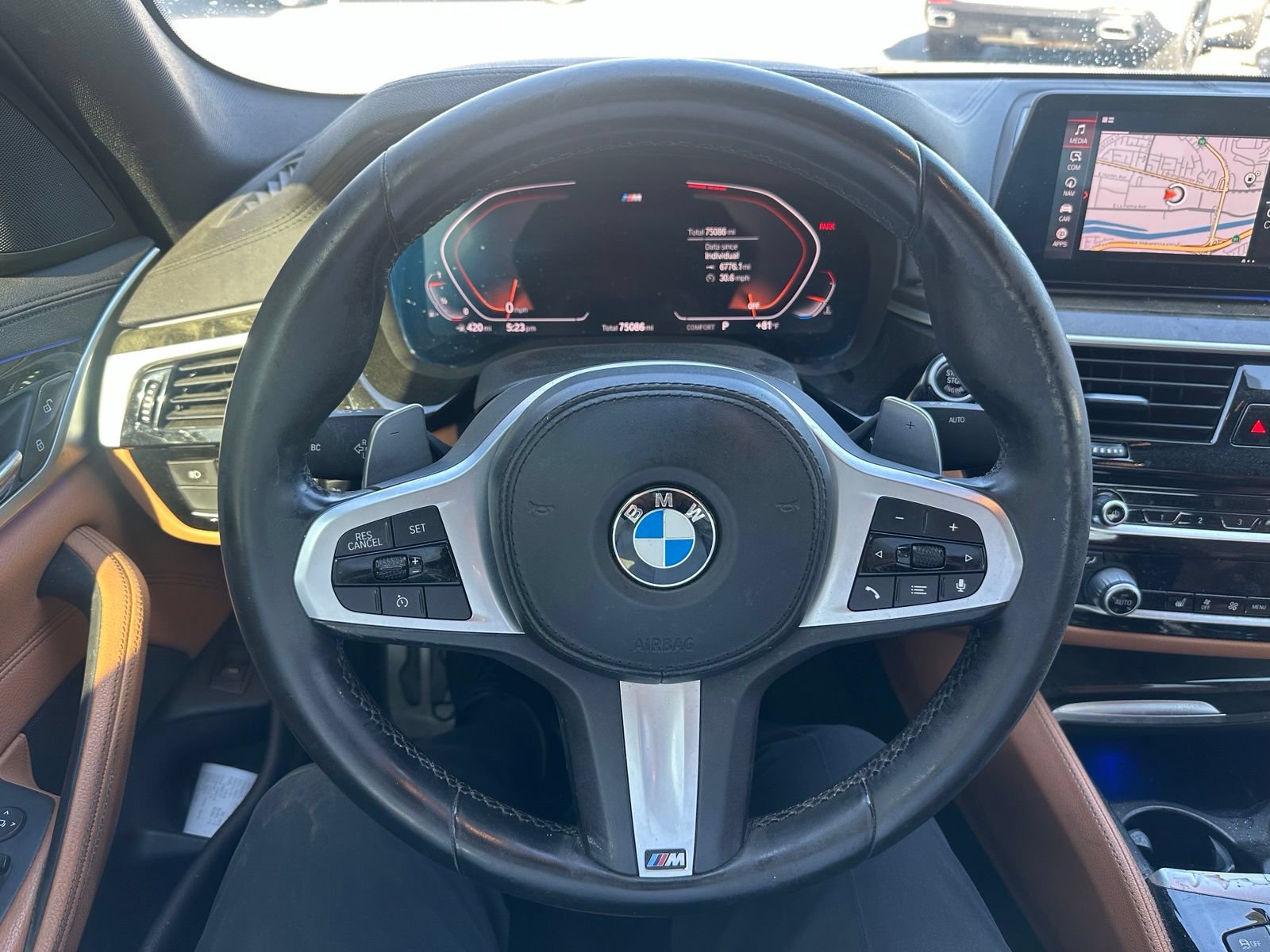 Used 2020 BMW 530i w/ M Sport Package RWD image 3