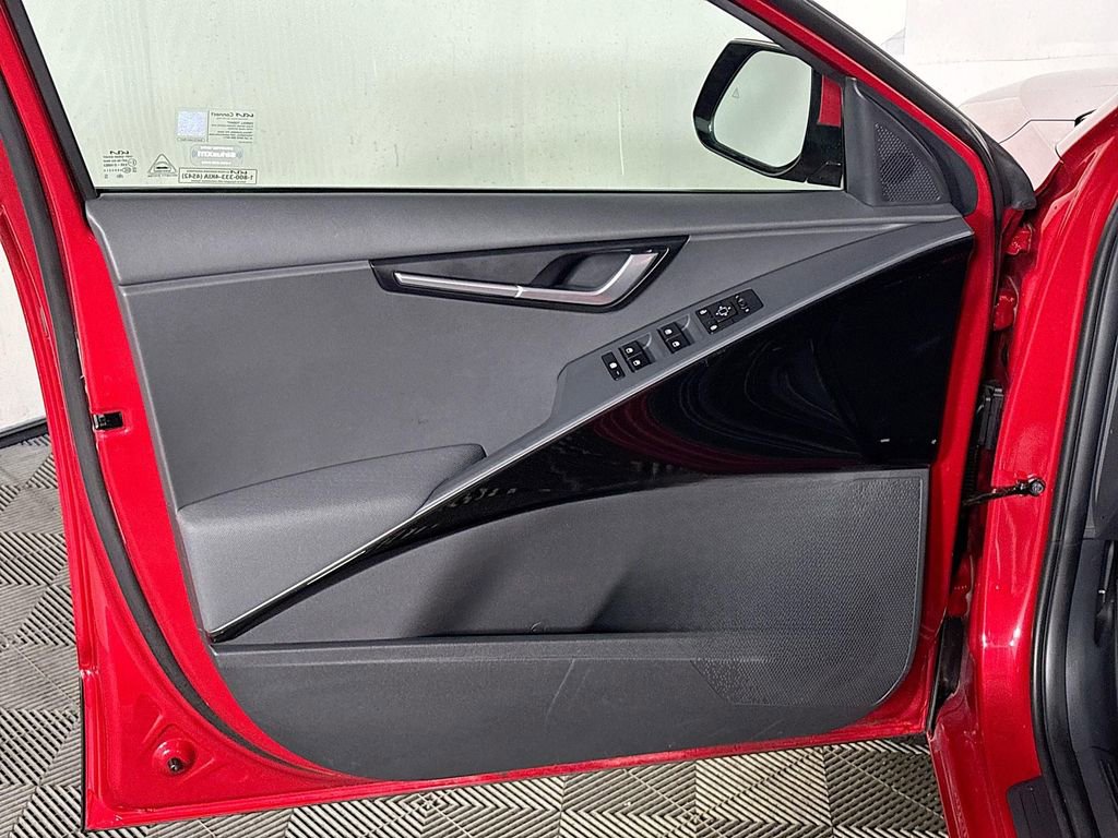 Used 2023 Kia Niro Wind w/ Wind Preserve Package FWD image 10