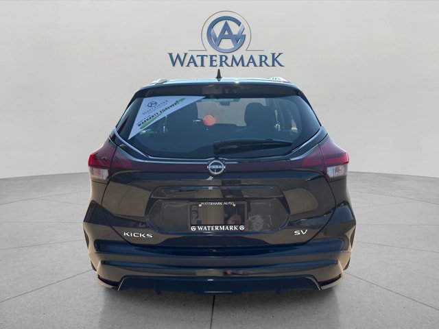 Certified 2024 Nissan Kicks SV FWD image 4