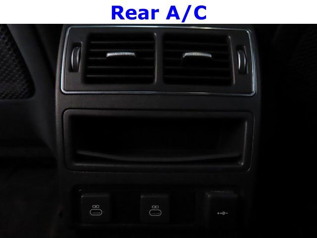 Used 2024 Jaguar F-PACE R-Dynamic S image 38