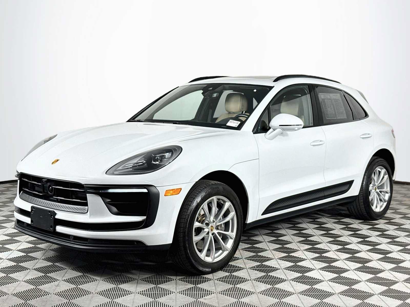 Used 2023 Porsche Macan Turbo