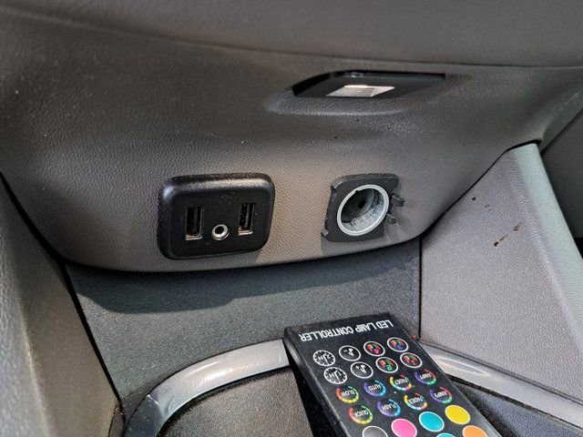 Used 2016 Chevrolet Malibu Premier w/ Driver Confidence Package FWD image 18