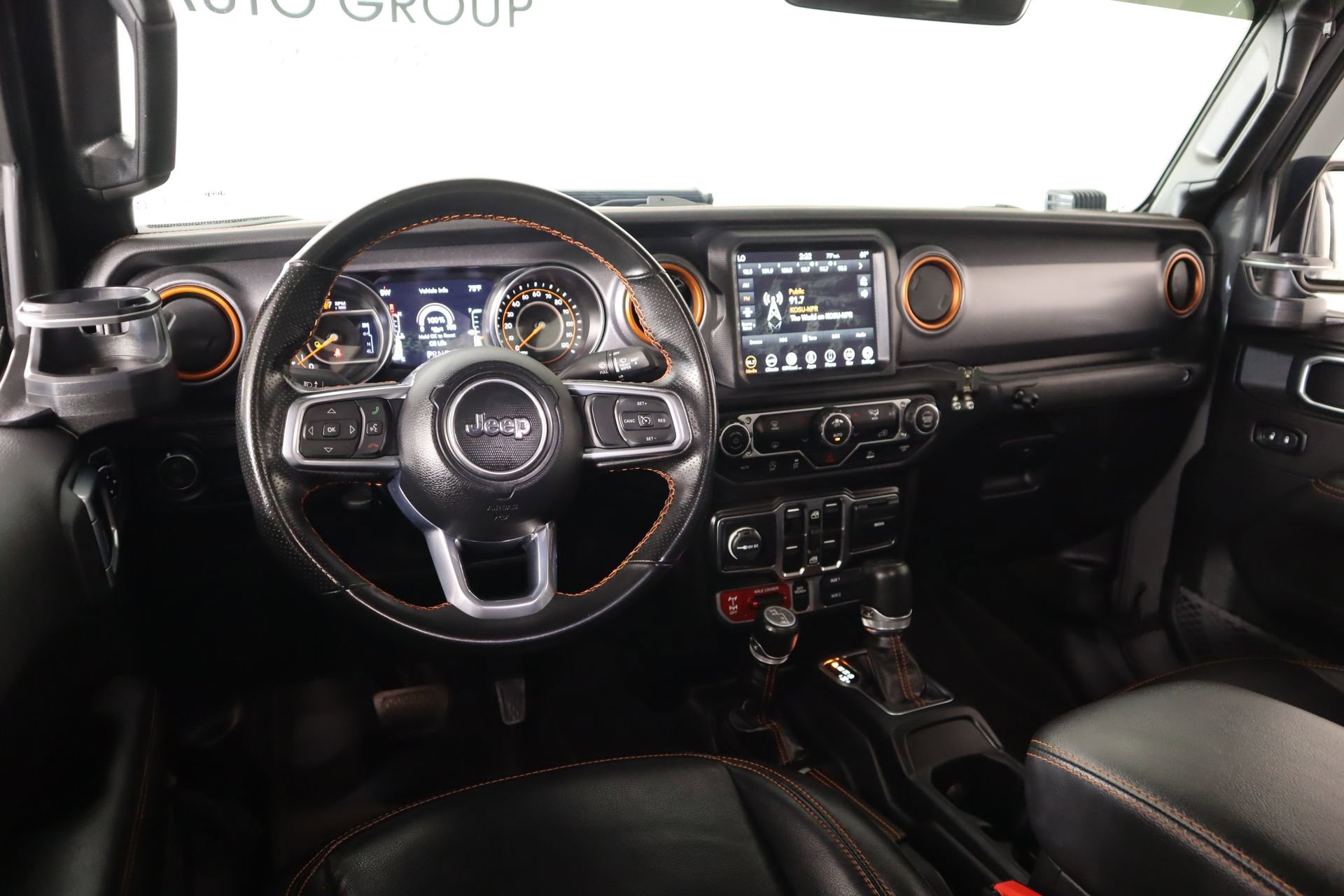 Used 2023 Jeep Gladiator Mojave w/ LED Lighting Group video 2