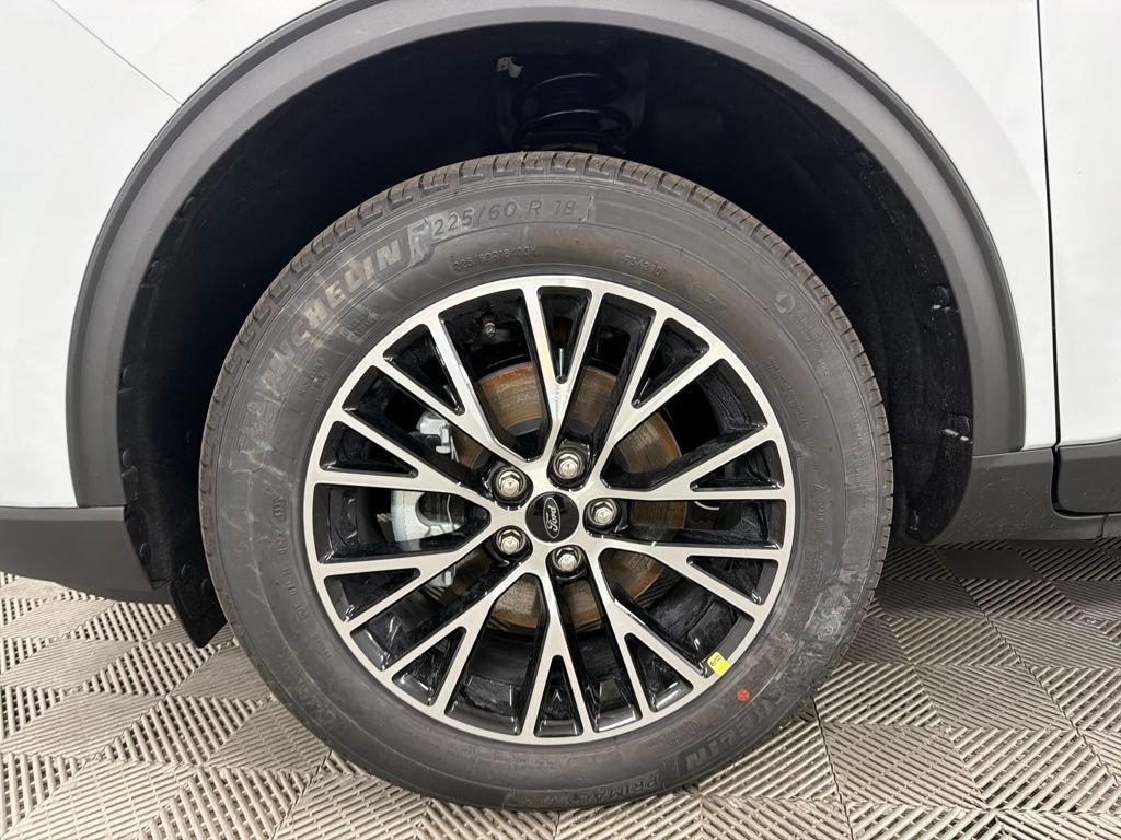 New 2026 Ford Escape SE w/ PHEV Premium Package image 11