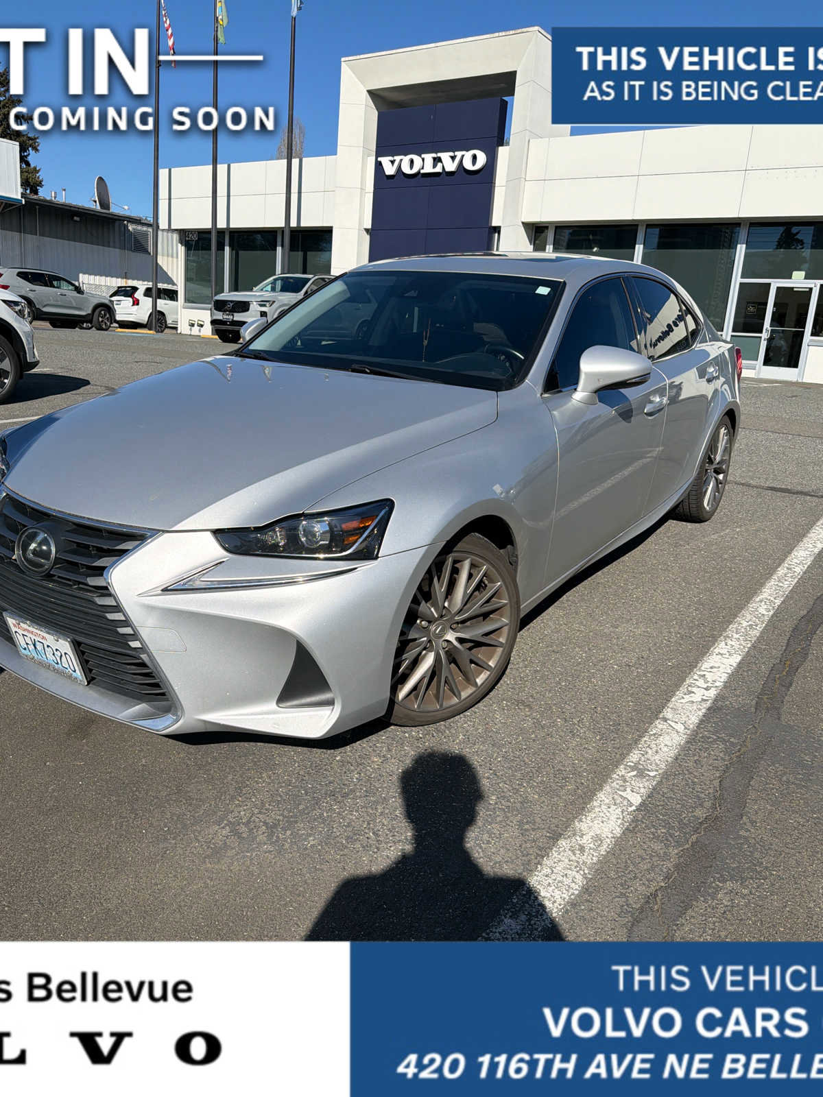 Used 2017 Lexus IS 200t image 1