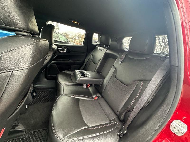 Used 2025 Jeep Compass Trailhawk AWD/4WD image 13