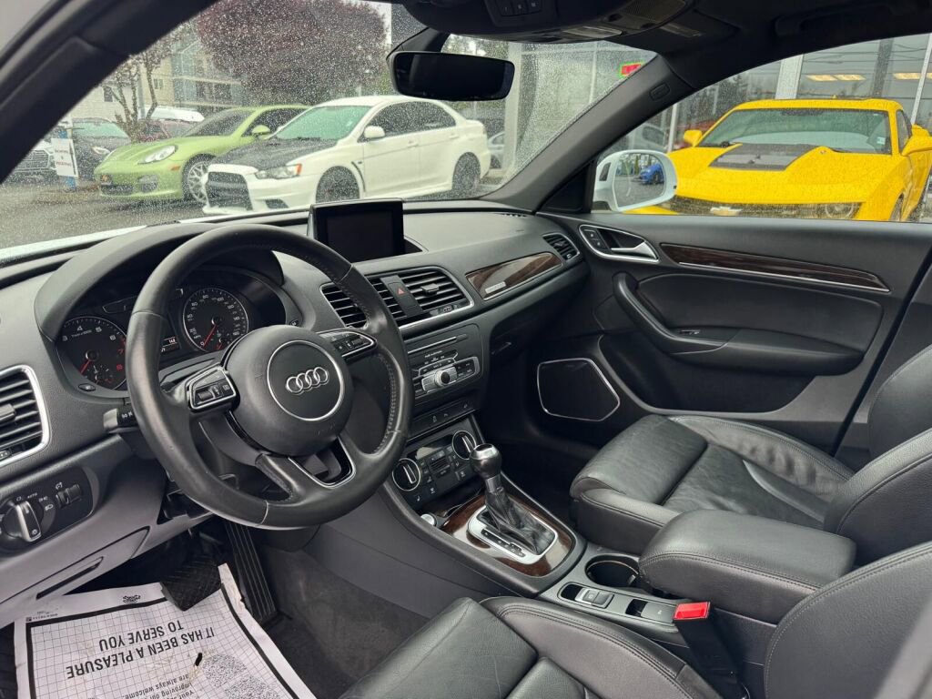 Used 2016 Audi Q3 2.0T Prestige AWD/4WD image 9