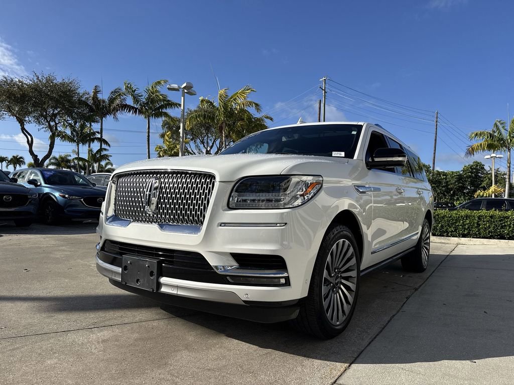 Used 2020 Lincoln Navigator L Reserve w/ Luxury Package AWD/4WD image 31