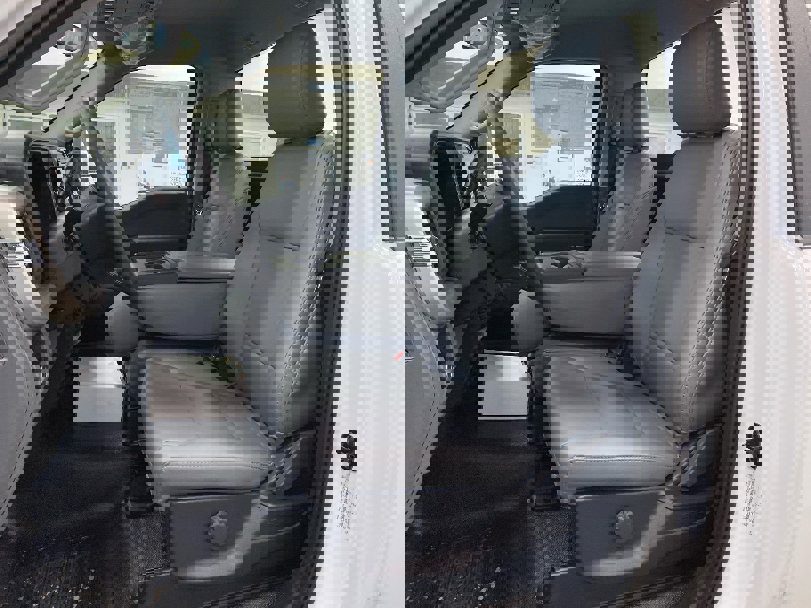 New 2026 Ford F550 4x4 Regular Cab Super Duty image 10