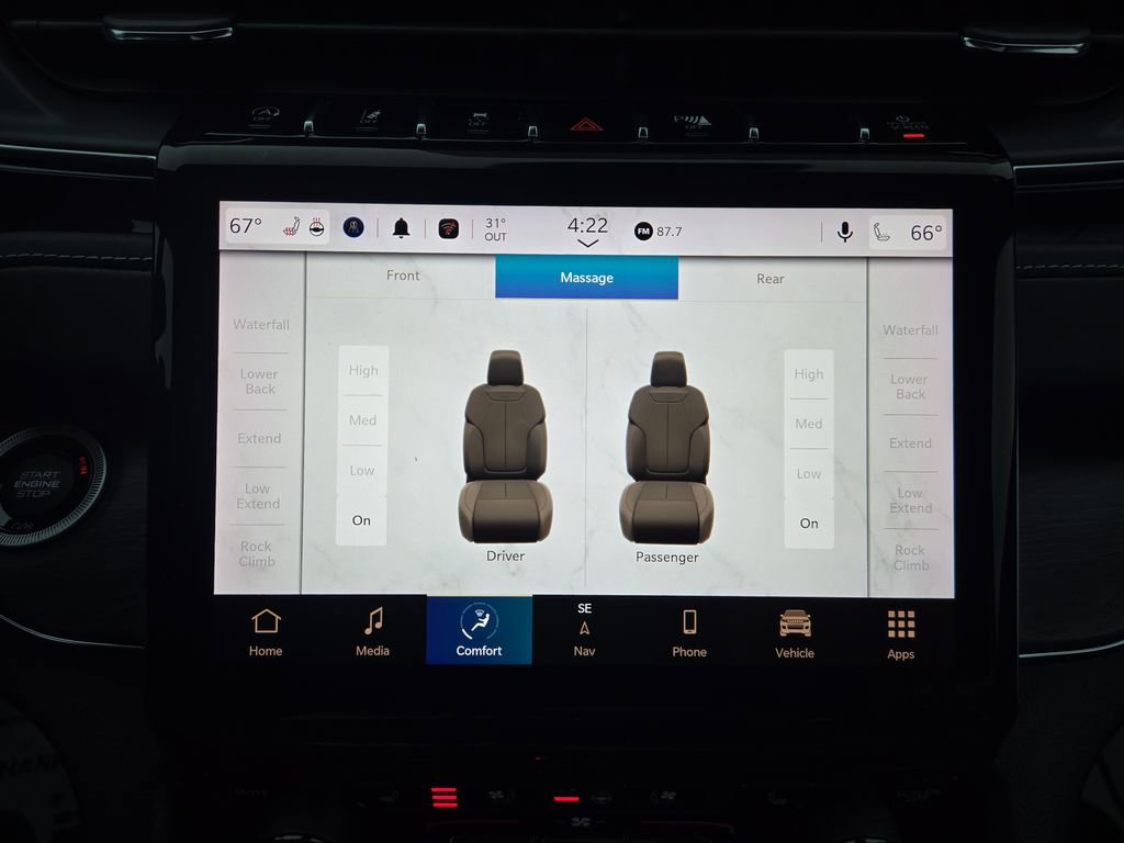 Used 2023 Jeep Grand Cherokee Overland w/ Luxury Tech Group IV image 26