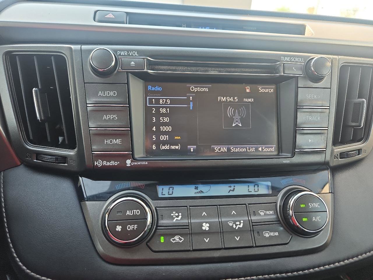 Used 2014 Toyota RAV4 XLE AWD/4WD image 21