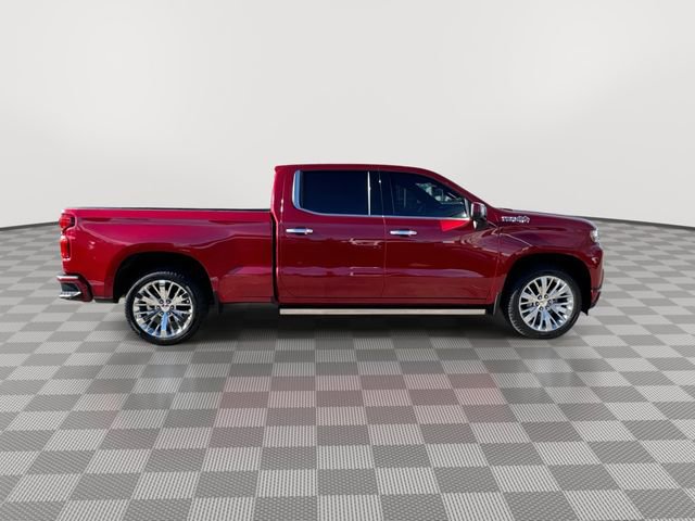 Used 2022 Chevrolet Silverado 1500 High Country w/ Technology Package image 9