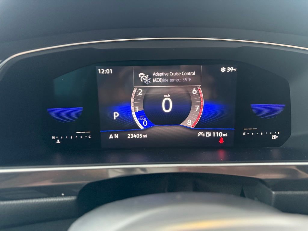 Used 2022 Volkswagen Tiguan SE R-Line image 26