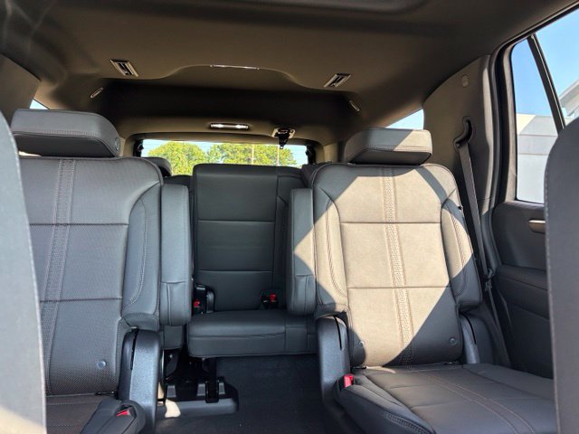 New 2026 Chevrolet Tahoe High Country w/ Sun And Tow Package AWD/4WD image 15