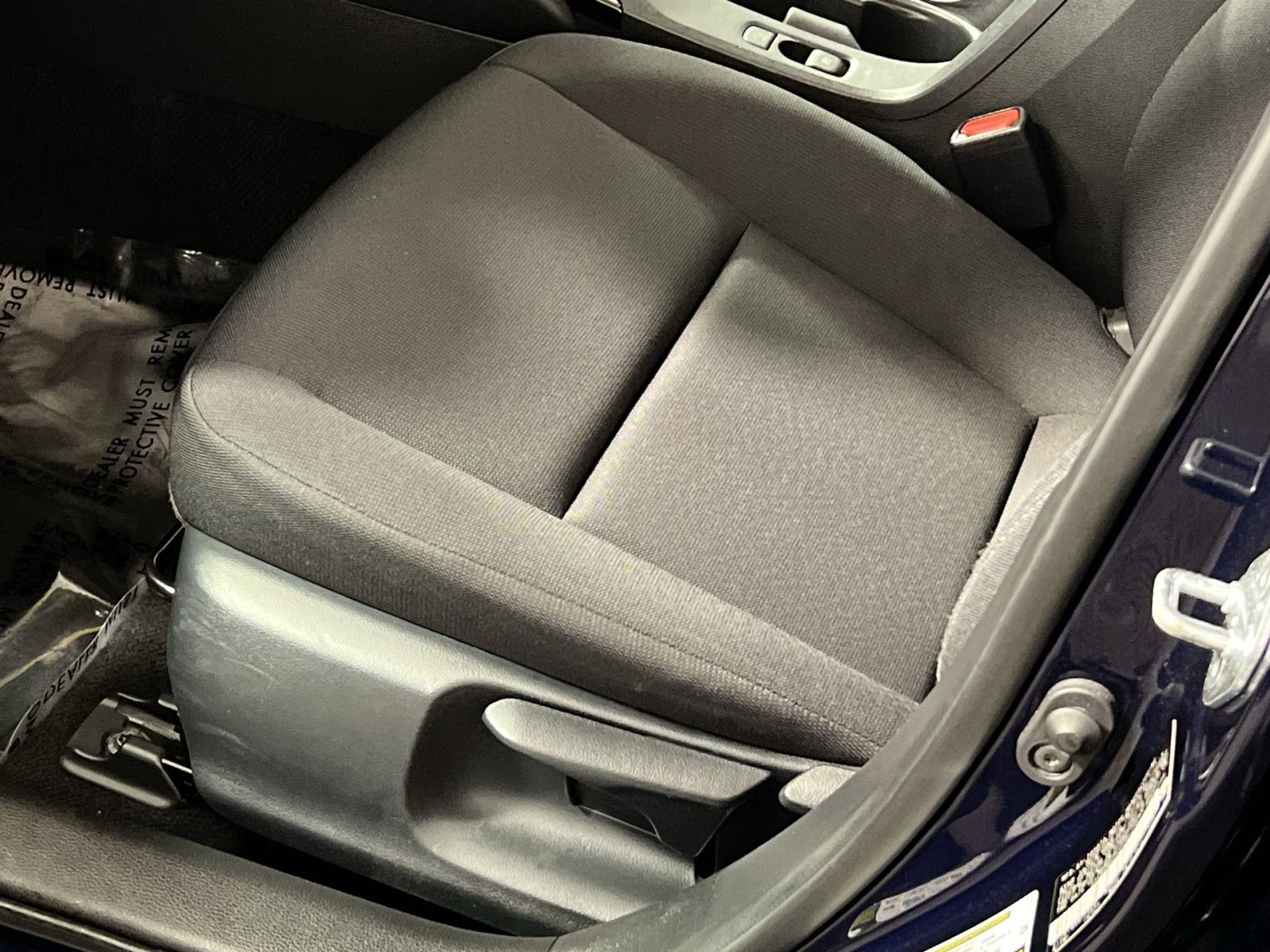 Used 2025 Toyota Corolla LE FWD image 14