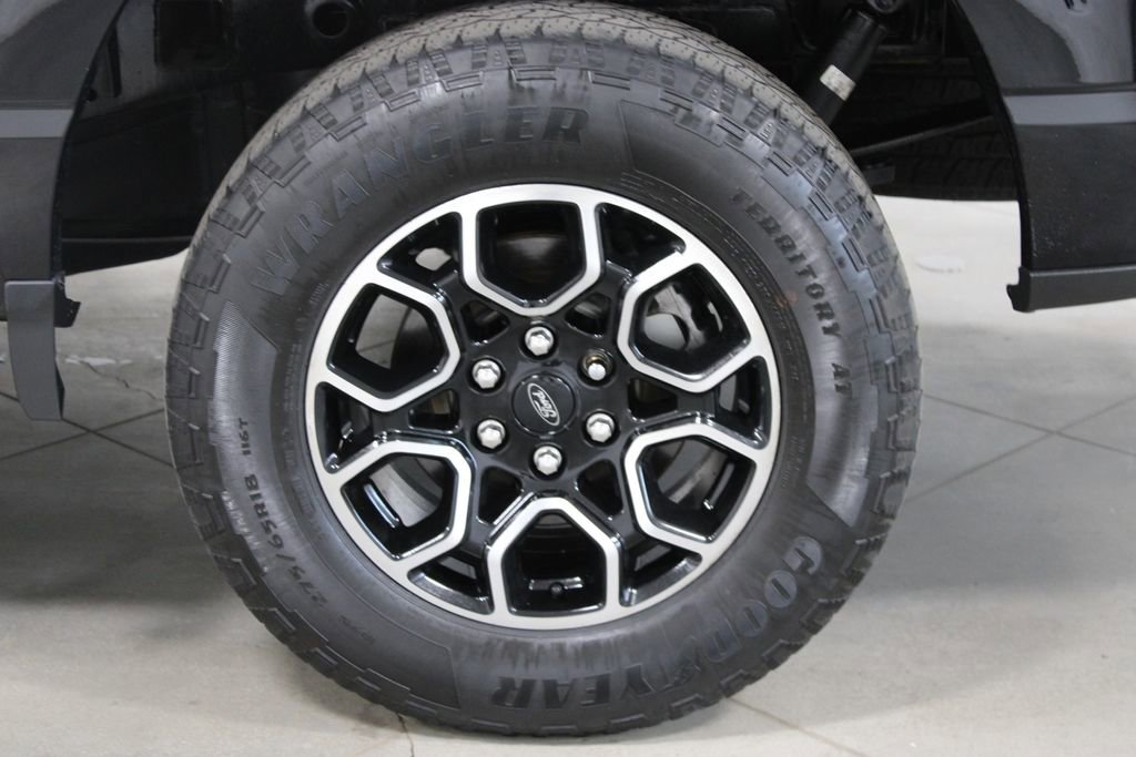 Used 2023 Ford F150 XLT w/ Equipment Group 302A High AWD/4WD image 18