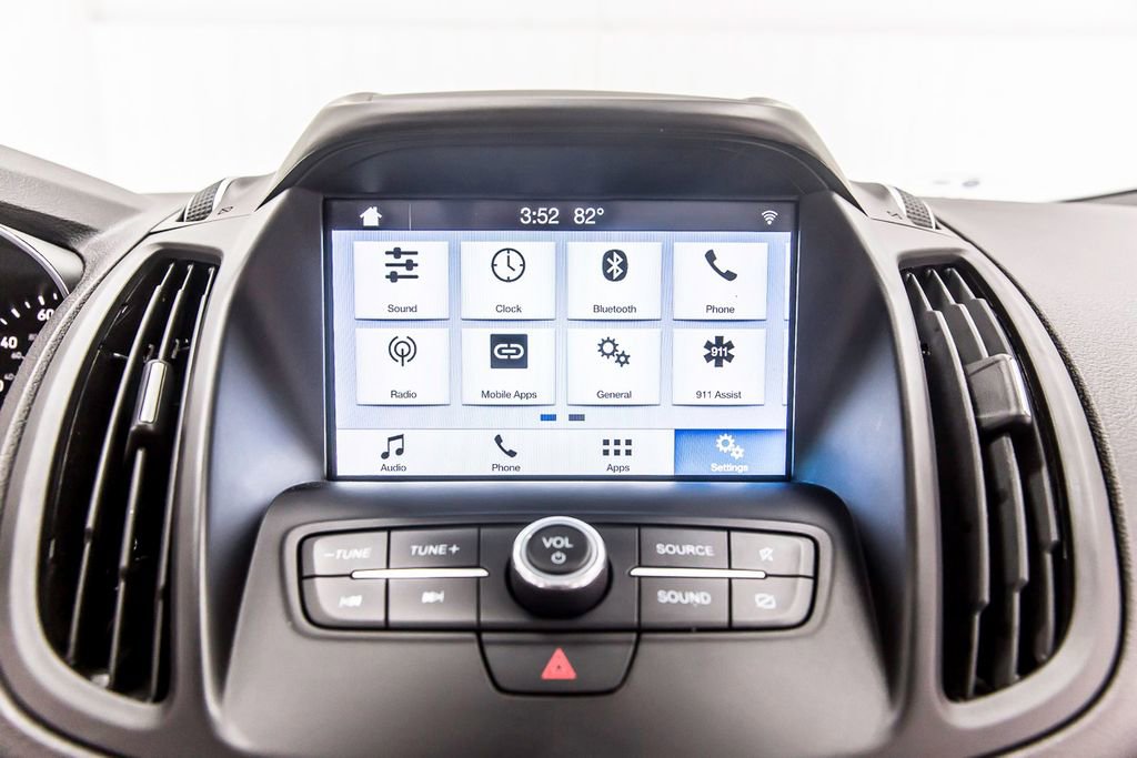 Used 2019 Ford Escape SE image 22