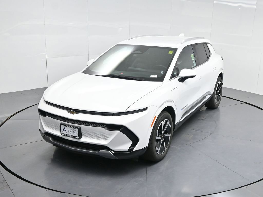 Used 2025 Chevrolet Equinox EV LT w/ Convenience Package image 48