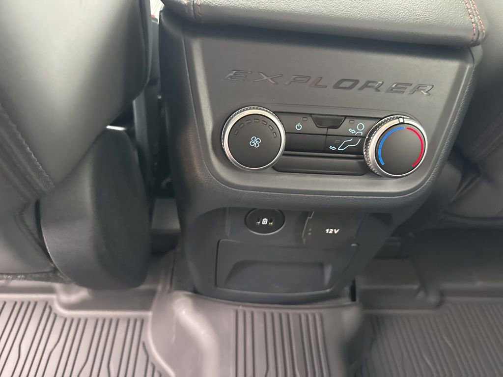 New 2026 Ford Explorer Active w/ Active Comfort Package image 20