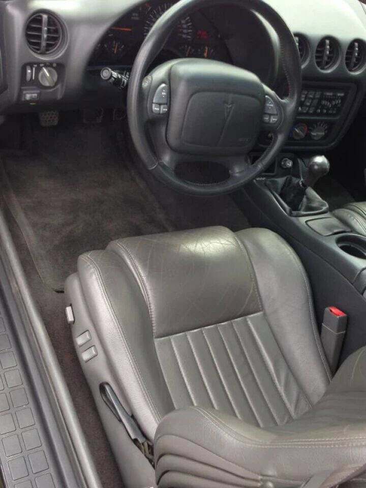 Used 1998 Pontiac Firebird Formula image 27